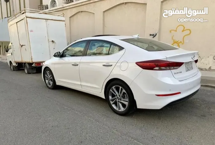 هيونداي النترا 2018