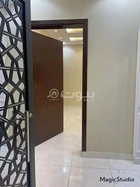 عمارة للبيع بحي بحرة، جنوب جدة | 260م2