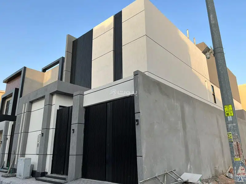 فله للبيع قريب مطار الملك خالد في الرياض