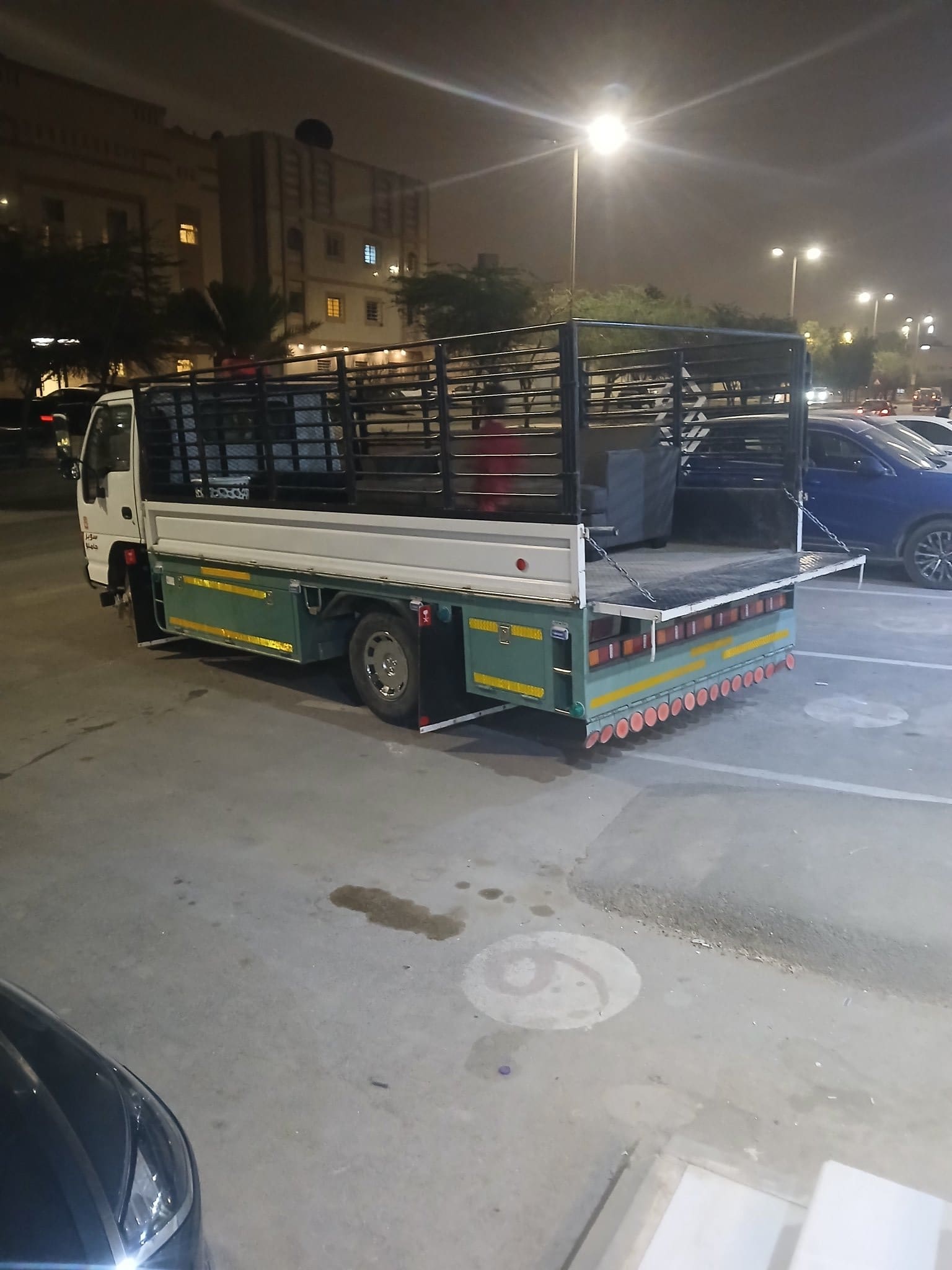 التخلص من أدوات المنزل الخربان بالرياض 0508857593
