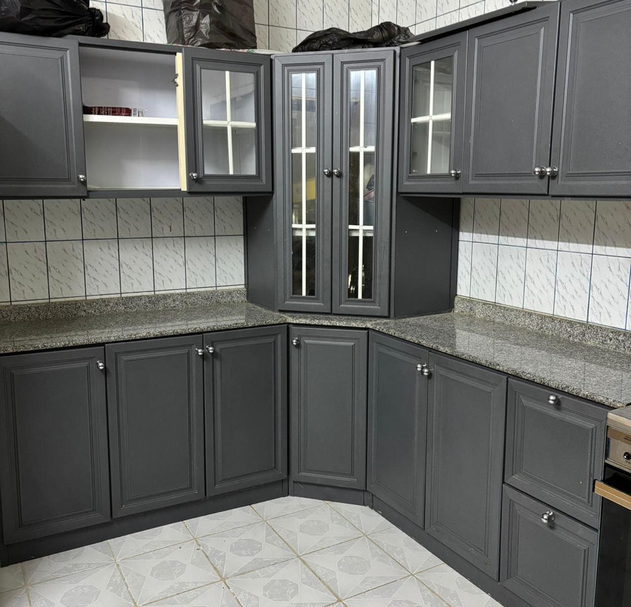 شراء اثاث مستعمل حي عكاظ 0553914418