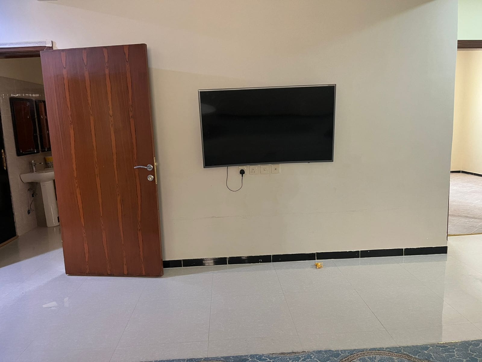 راعي دينا نقل عفش حي القدس 0559803796