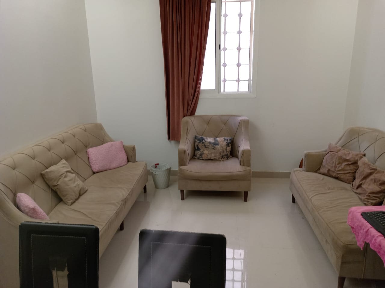 دينا تخلص من الأثاث الفلل غرب الرياض 055 980 3796
