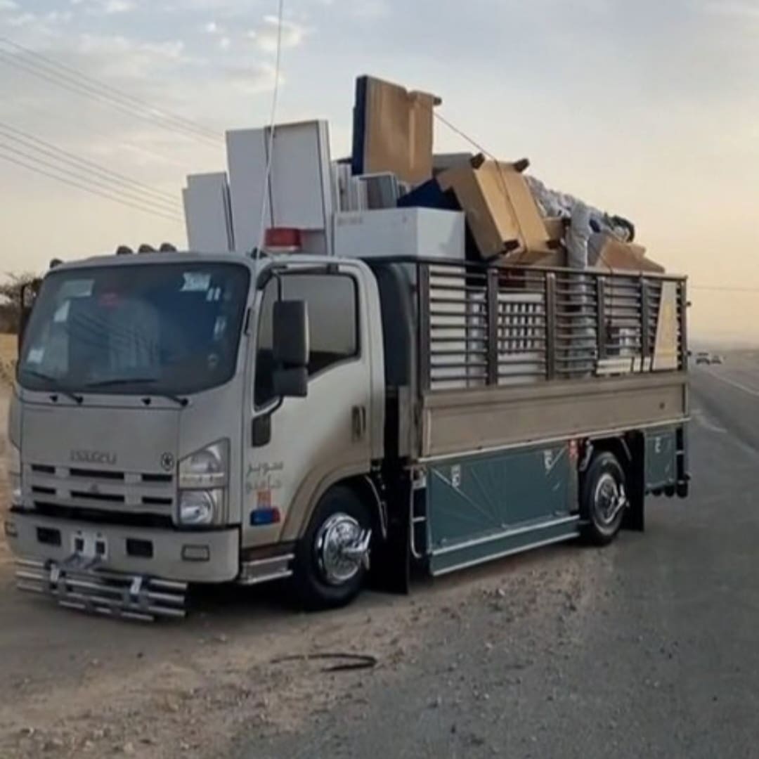 التخلص من الاثاث القديم بالرياض 0556408901