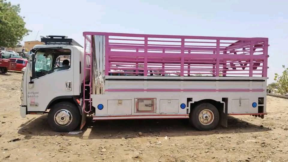 طش الاثاث القديم بالرياض 0566100646