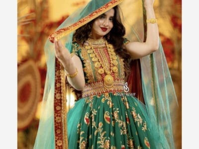 فستان نسائي