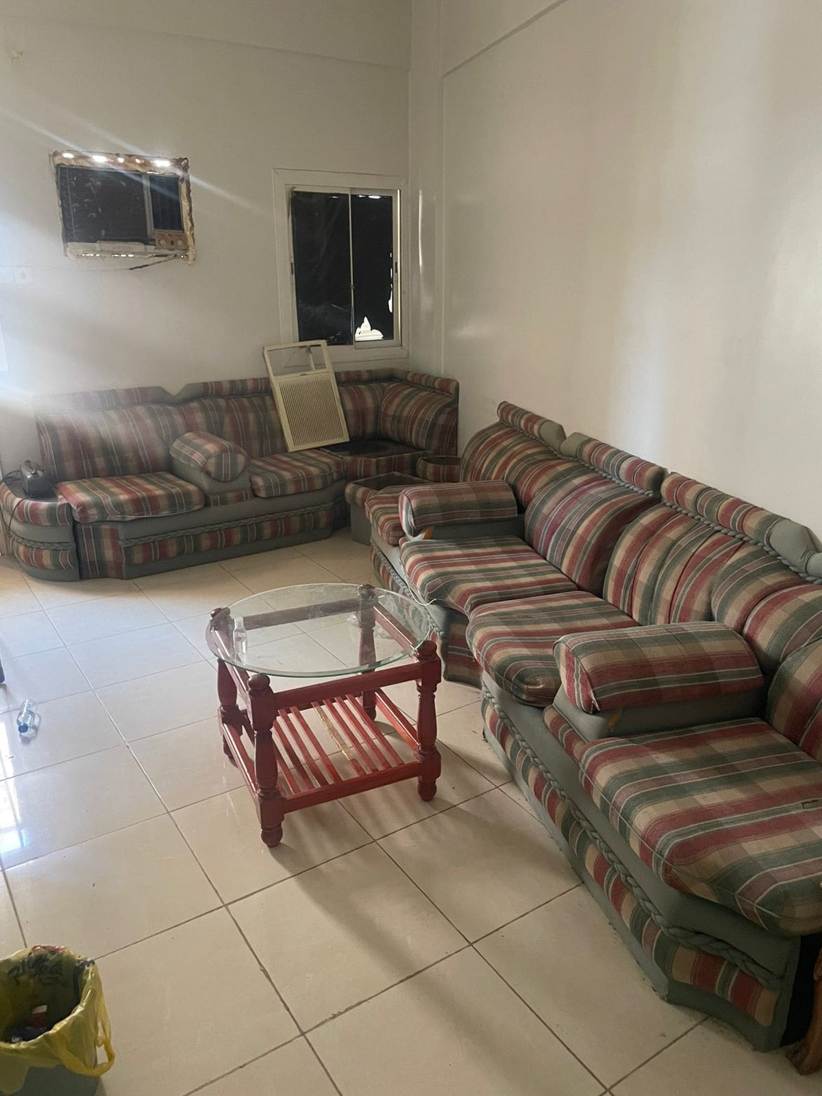 توصيل جمعية خيرية تاخذ الاثاث المستعمل بالرياض 0542284584