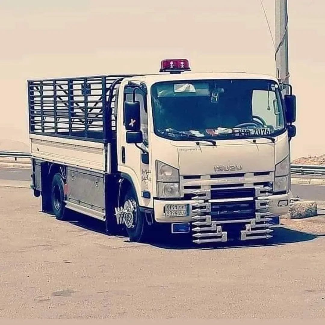 شراء اثاث مستعمل بالرياض 0536597577